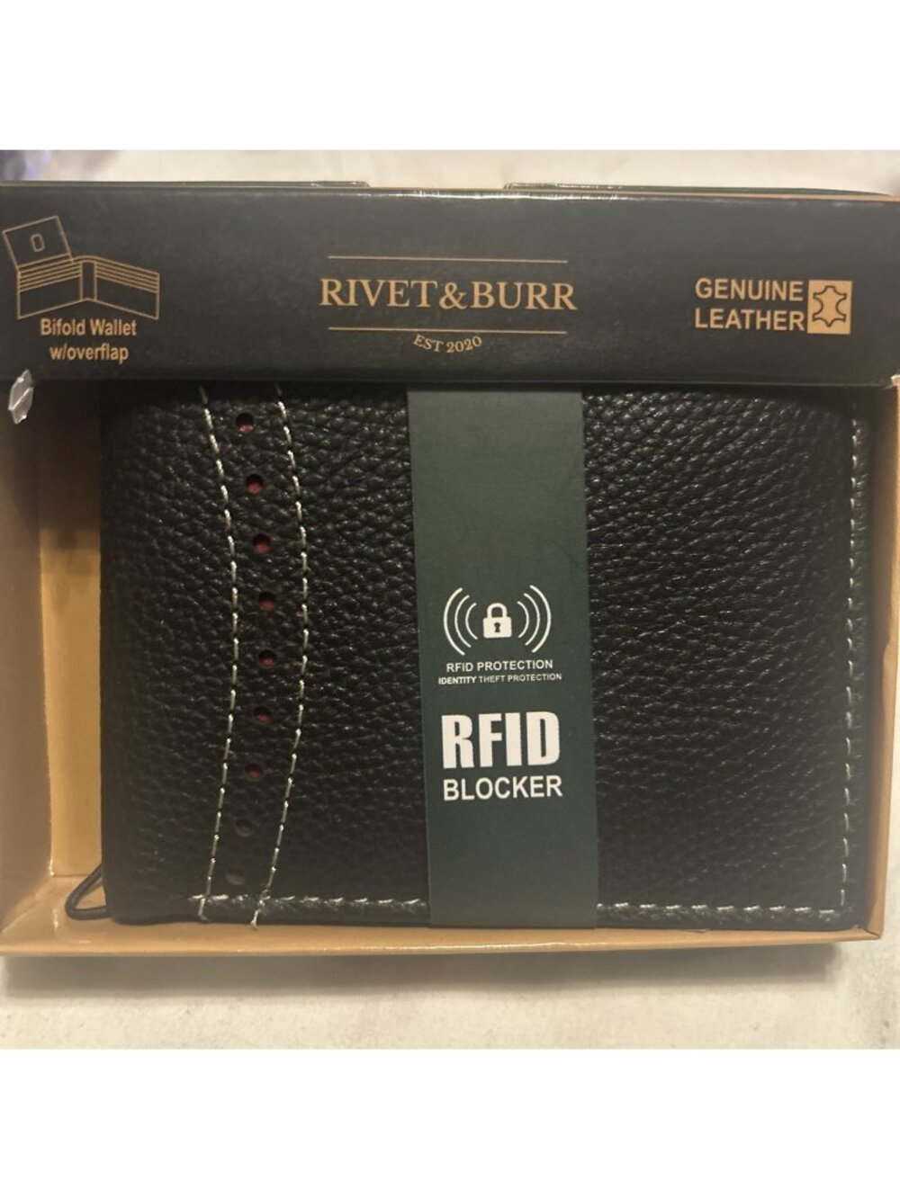 Rivet & Burr Men Wallet Black Genuine Leather Bifold RFID over flap texture See